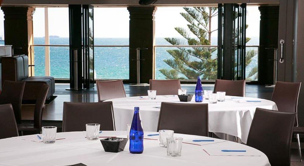 Cottesloe Beach Hotel Perth Kültér fotó
